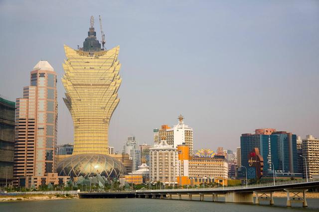 外交部发言人点赞澳门，东方明珠的繁荣和谐之光